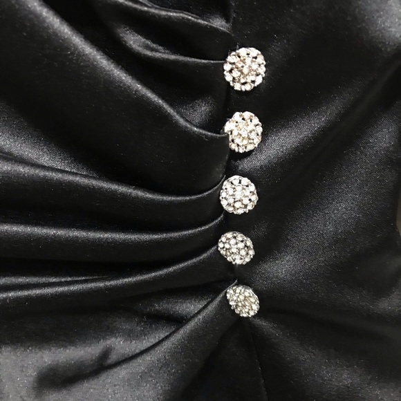 Eliza J Vintage Design Formal Gown - Picture 7 of 8